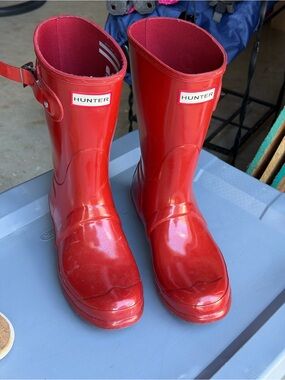 Hunter Red Gloss Rain Boots